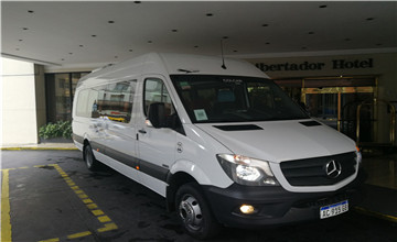 阿根廷15-19座旅游车