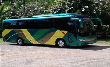 哥斯达黎加40座旅游车